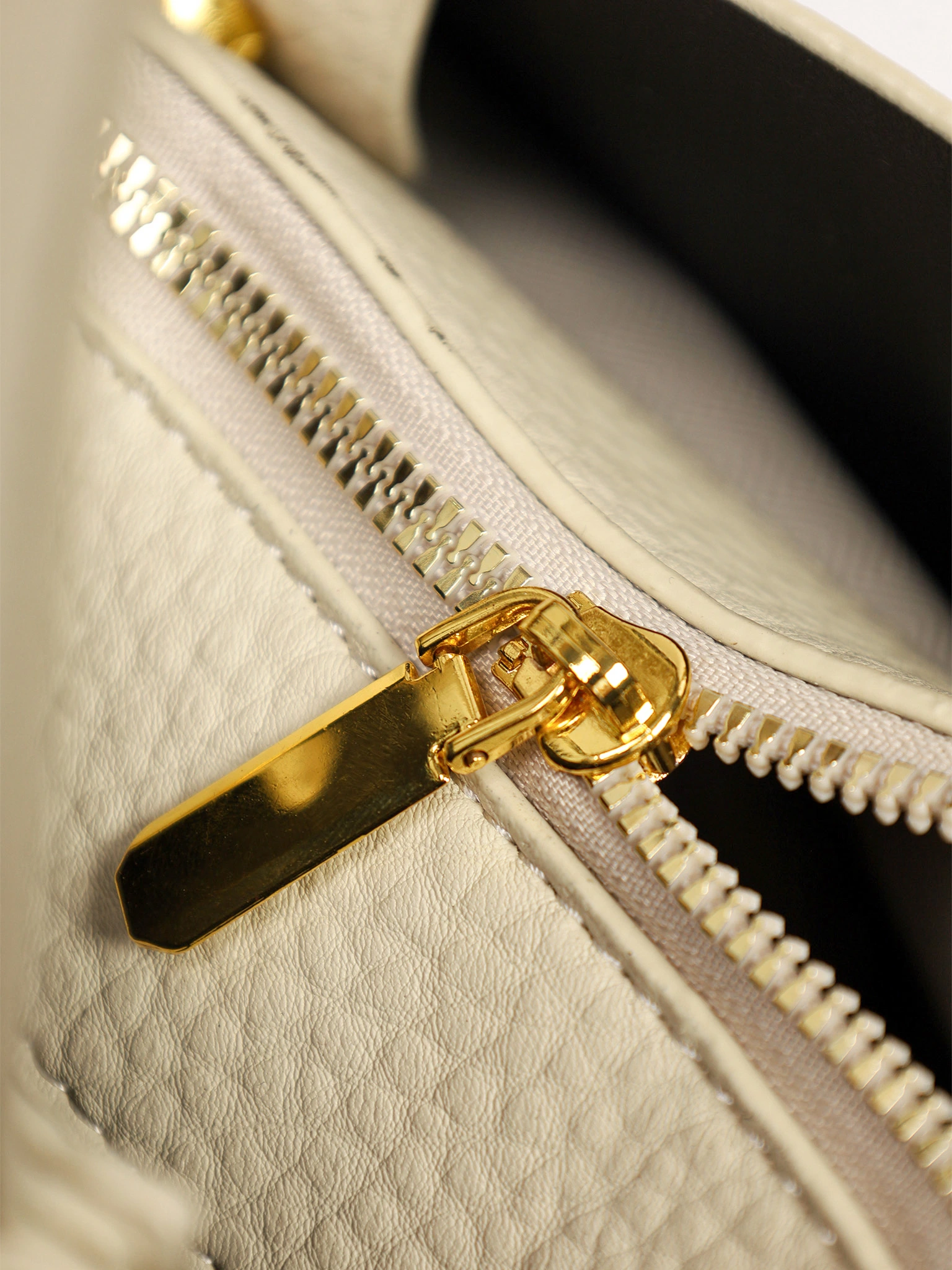 Сумка-тоут с декоративным платком в ассортименте